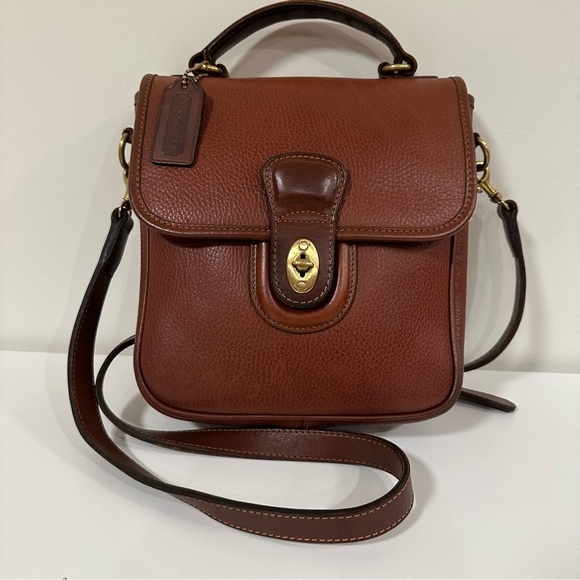 Coach Handbags - Auth & Rare! Vintage Coach Elliot Sheridan 4135 tan leather crossbody bag